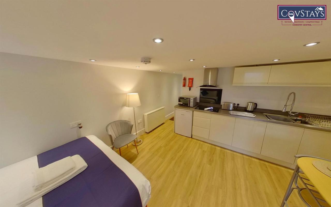 Cosy Escape - Studio Apartment In Coventry City Centre Bagian luar foto